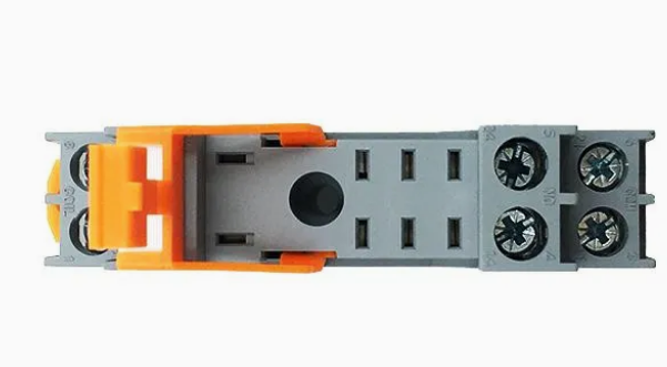 مقبس 10A ترحيل P69F08E مع دبابيس UL 8 
