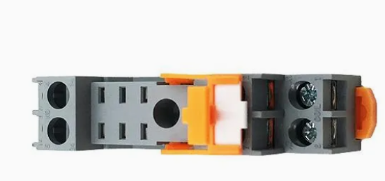 مقبس 10A ترحيل P69F08E مع دبابيس UL 8 