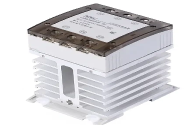 هل يمكن لمرحلات الحالة الصلبة تبديل أحمال التيار المتردد والتيار المستمر؟